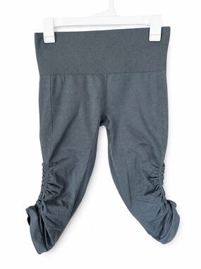 lululemon athletica Awakening Ruched Capri Leggings - Steel Blue